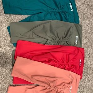 Echo ✨ scrunch butt leggings SIZE S BRAND NEW